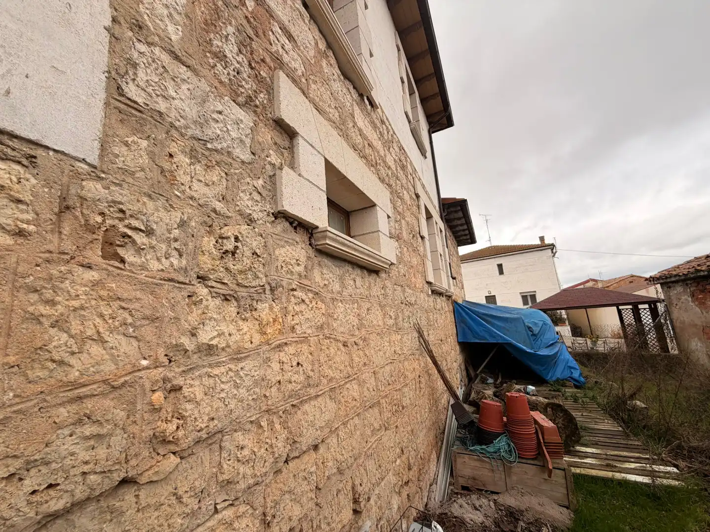 Vista exterior de Casa o chalet en venta en Cavia con Calefacción y Jardín privado