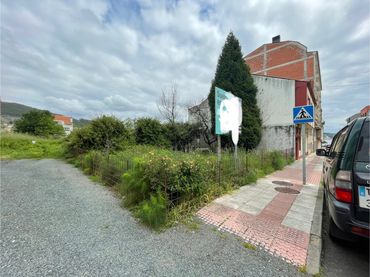 Terreno residencial en venta en Rúa Irmandade 47