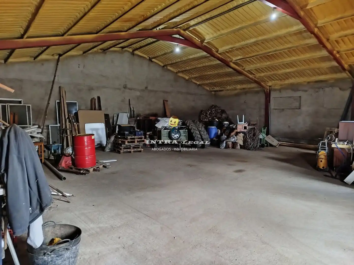 Industrial buildings for sale in Arabayona de Mógica