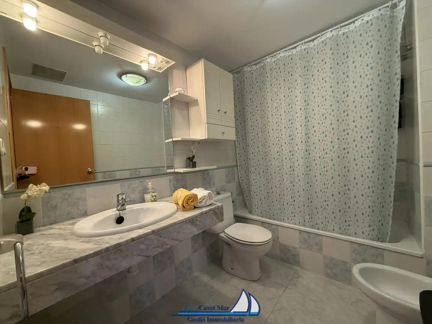 Bathroom of Apartments for sale in Cambrils  with Terrace, Furnished and Community pool