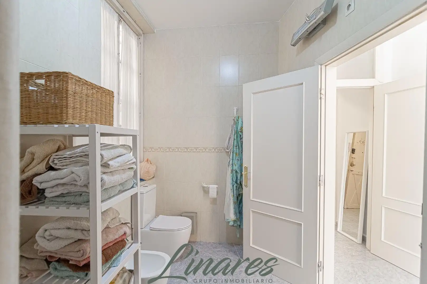 Bany de Apartament en venda en Cartagena amb Balcó