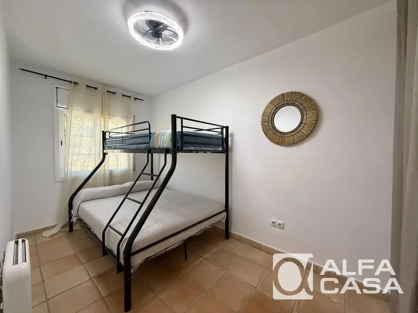 Dormitori de Casa o xalet en venda en Lloret de Mar amb Calefacció, Terrassa i Traster
