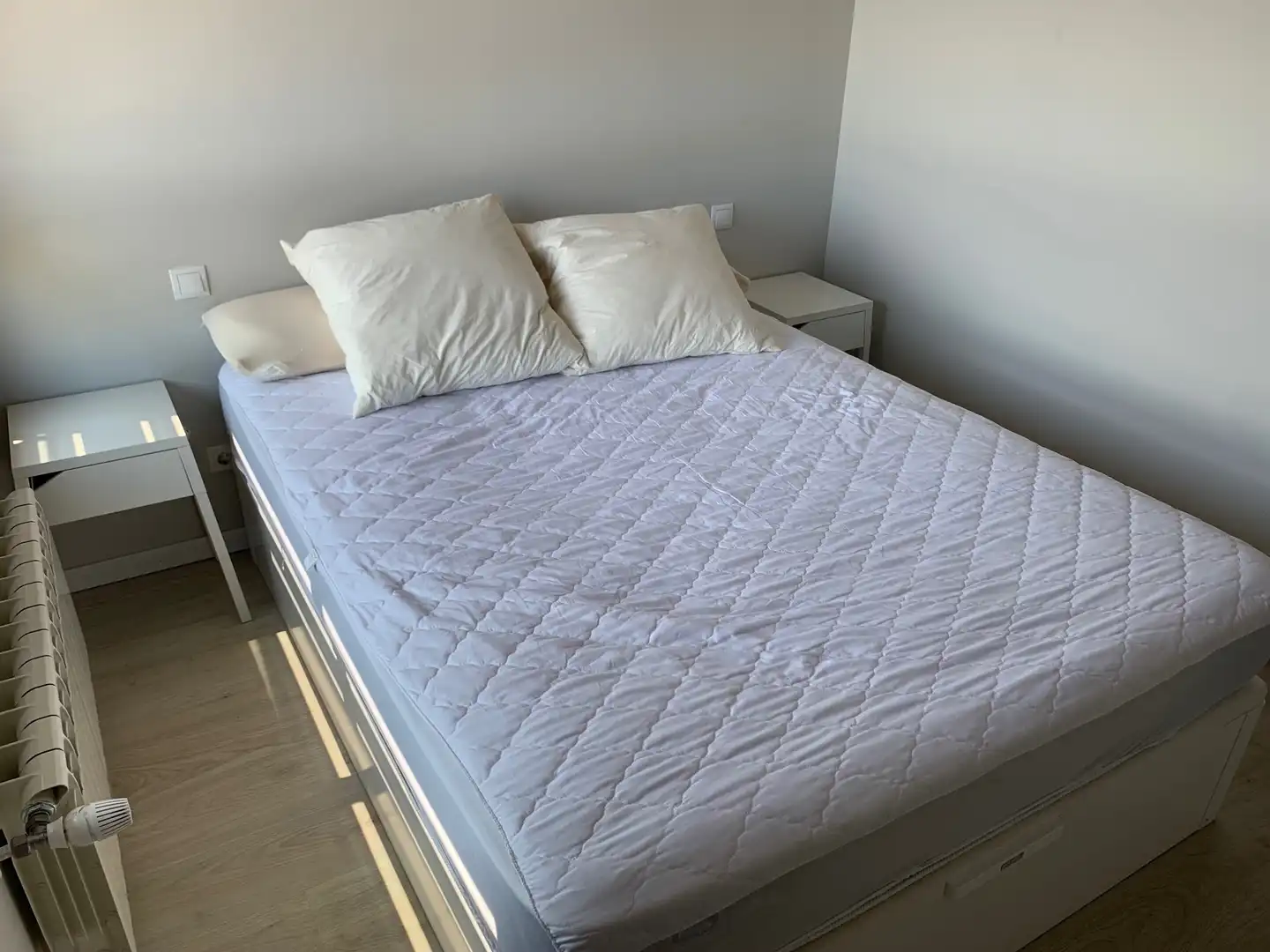 Bedroom of Flat for rent in Madrid  with Air Conditioner, Heating and Terrace
