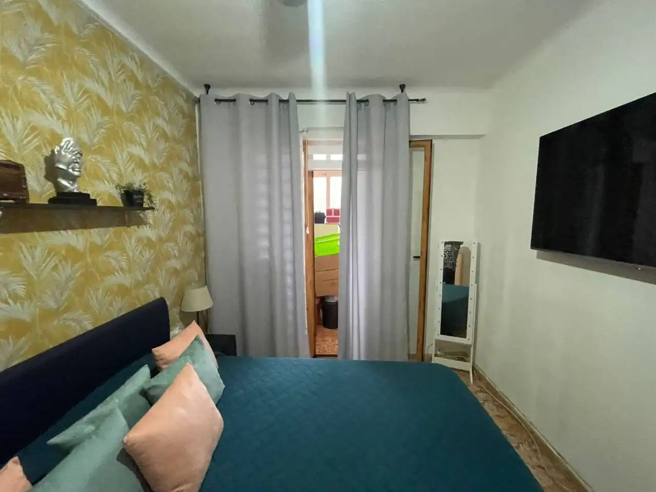 Schlafzimmer von Wohnung zum Verkauf in  Palma de Mallorca mit Klimaanlage und Balkon