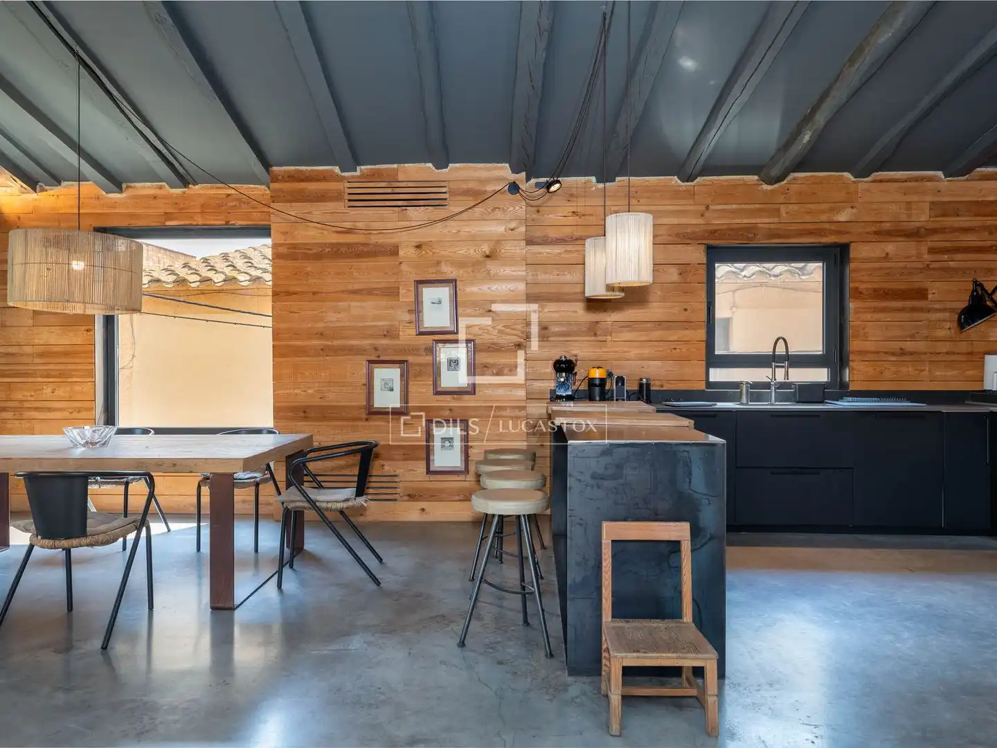 Cocina de Finca rústica en venta en Bàscara con Aire acondicionado y Terraza