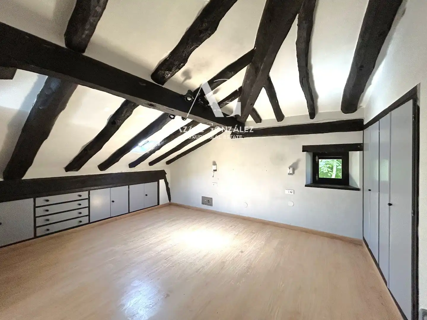 Bedroom of Houses for sale in Mazcuerras