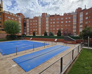 Exterior view of Duplex for sale in Alcalá de Henares  with Air Conditioner, Heating and Private garden