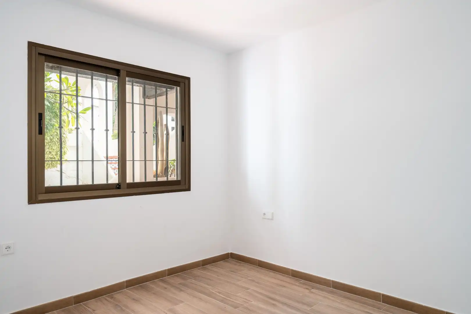 Dormitori de Apartament en venda en Fuengirola amb Terrassa