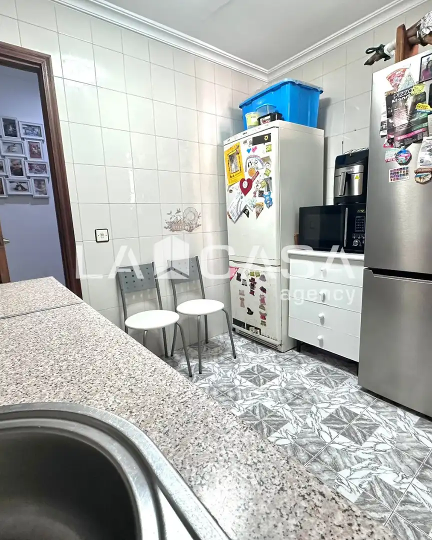 Kitchen of Flat for sale in Sevilla  with Terrace