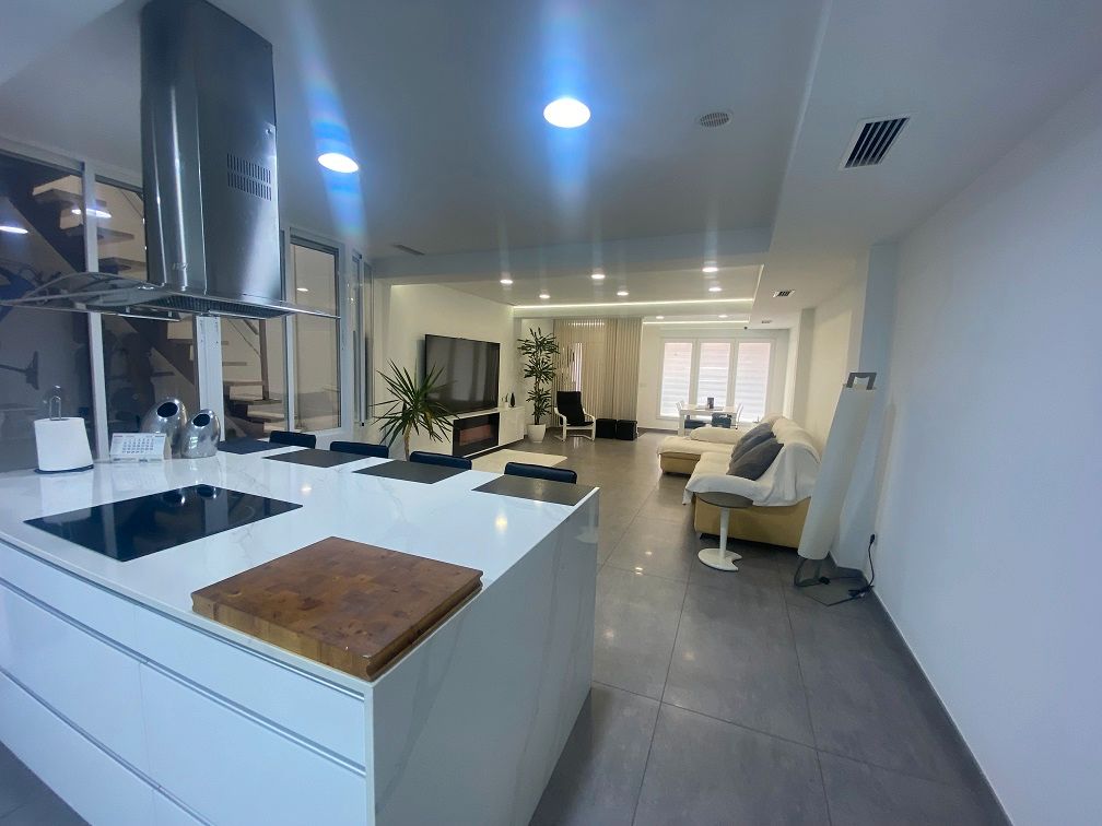 Cuina de Dúplex en venda en Elche / Elx amb Aire condicionat, Calefacció i Moblat