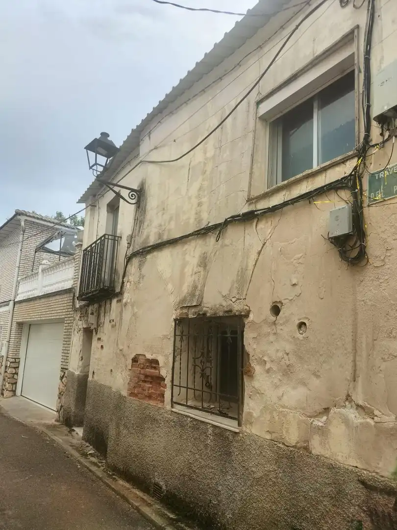 Vista exterior de Casa o xalet en venda en Yebra