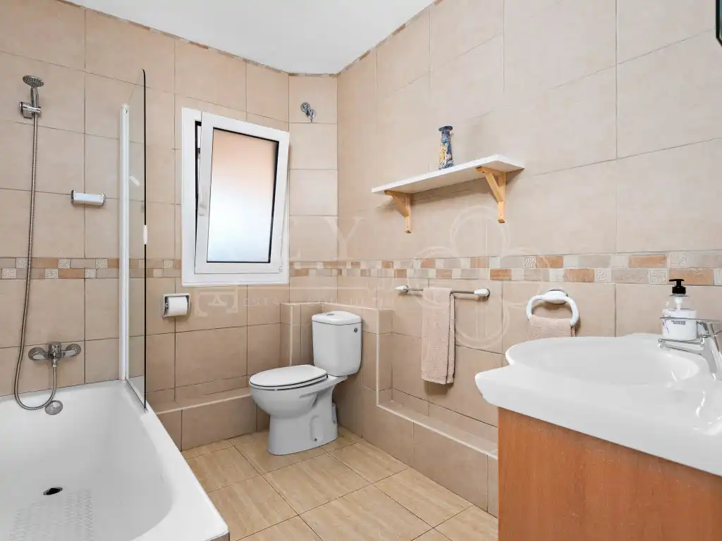 Casa con terraza en venta en Cala Blanca, imagen 23