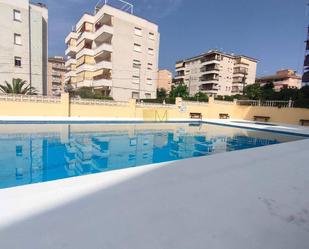Piscina de Pis de lloguer en Cunit amb Aire condicionat, Calefacció i Terrassa