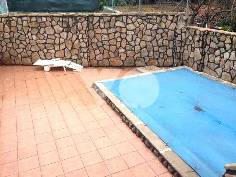 Piscina de Casa adosada en venta en Arganda del Rey con Aire acondicionado, Calefacción y Terraza