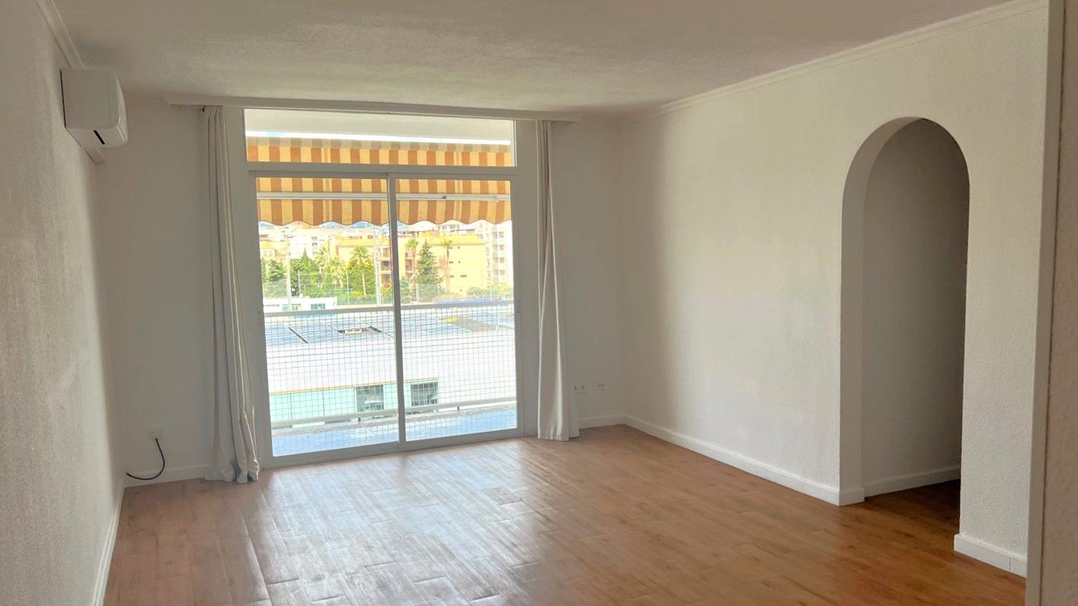 Dormitori de Apartament de lloguer en  Palma de Mallorca amb Aire condicionat