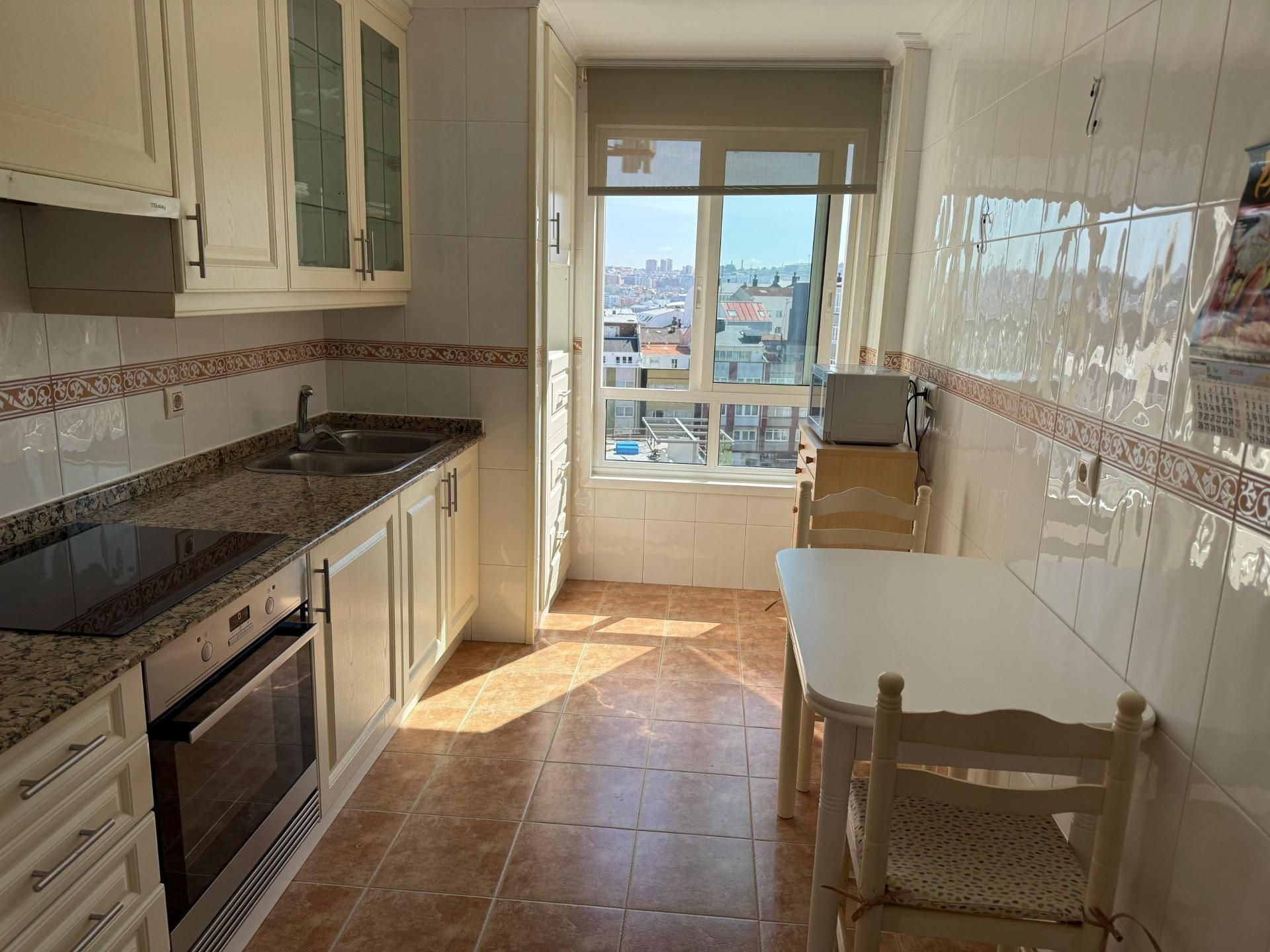 Kitchen of Flat for sale in A Coruña Capital   with Heating and Storage room