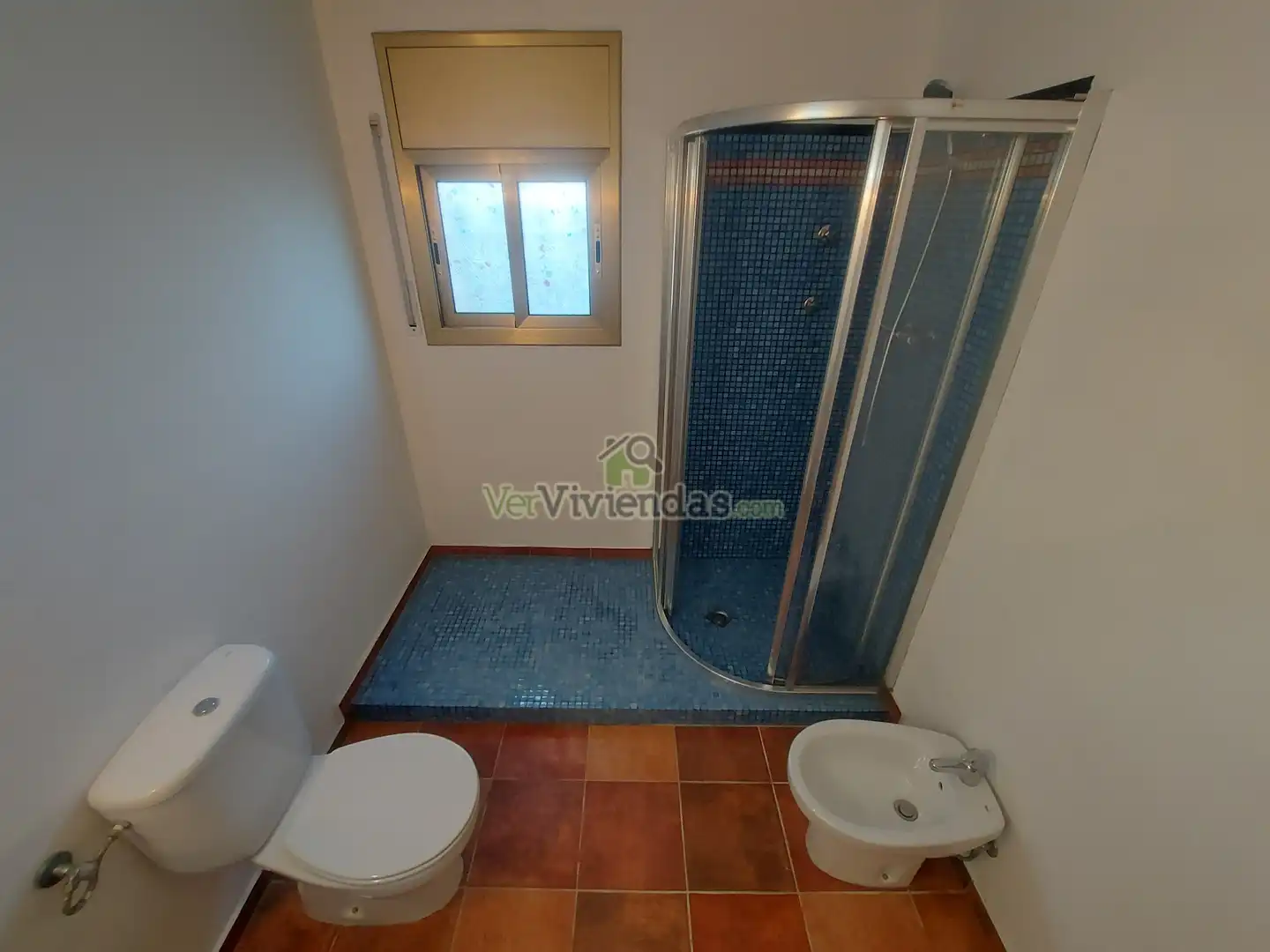 Bathroom of Houses for sale in Olèrdola  with Air Conditioner, Heating and Private garden
