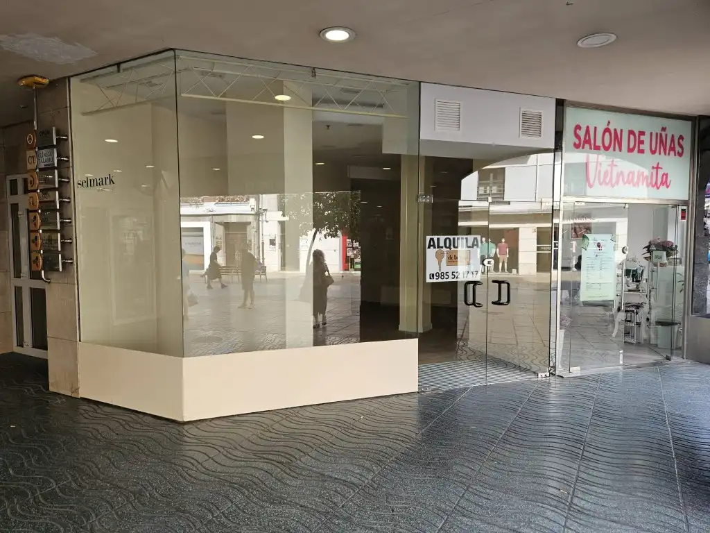 Business premises to rent in Calle De la Camara, imagen 2