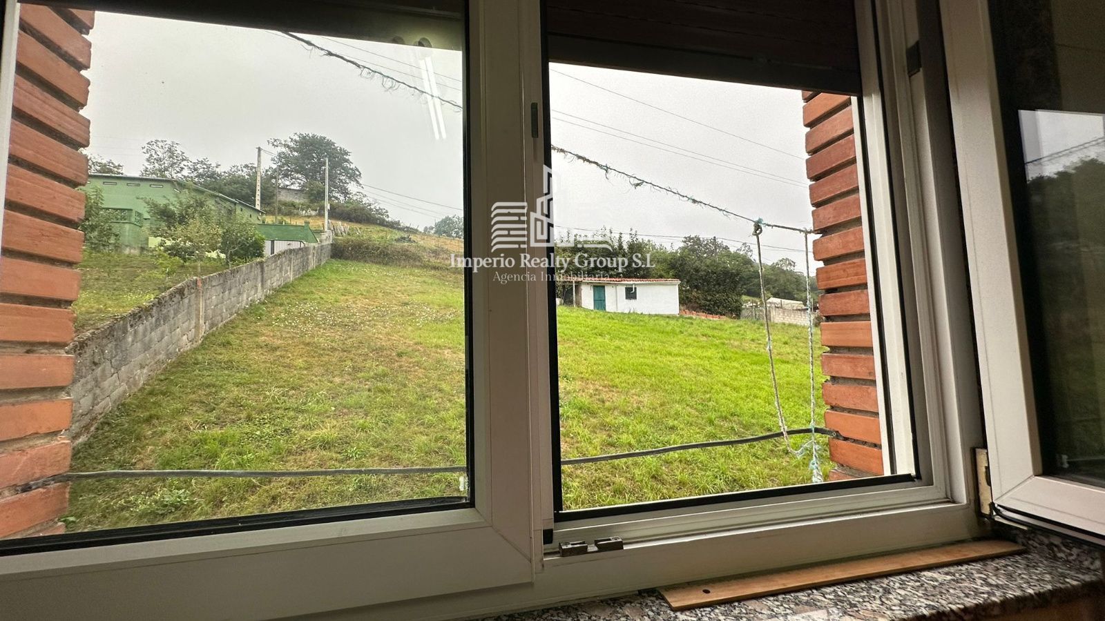 Vista exterior de Pis en venda en Langreo