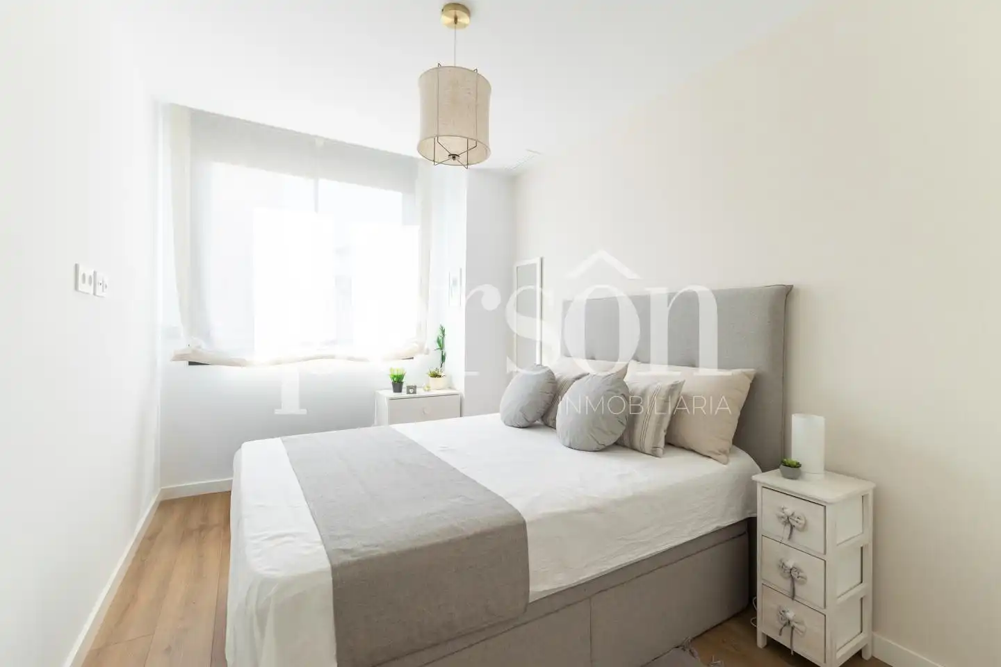 Habitación de Ático en venta en Torrent con Aire acondicionado, Terraza y Trastero