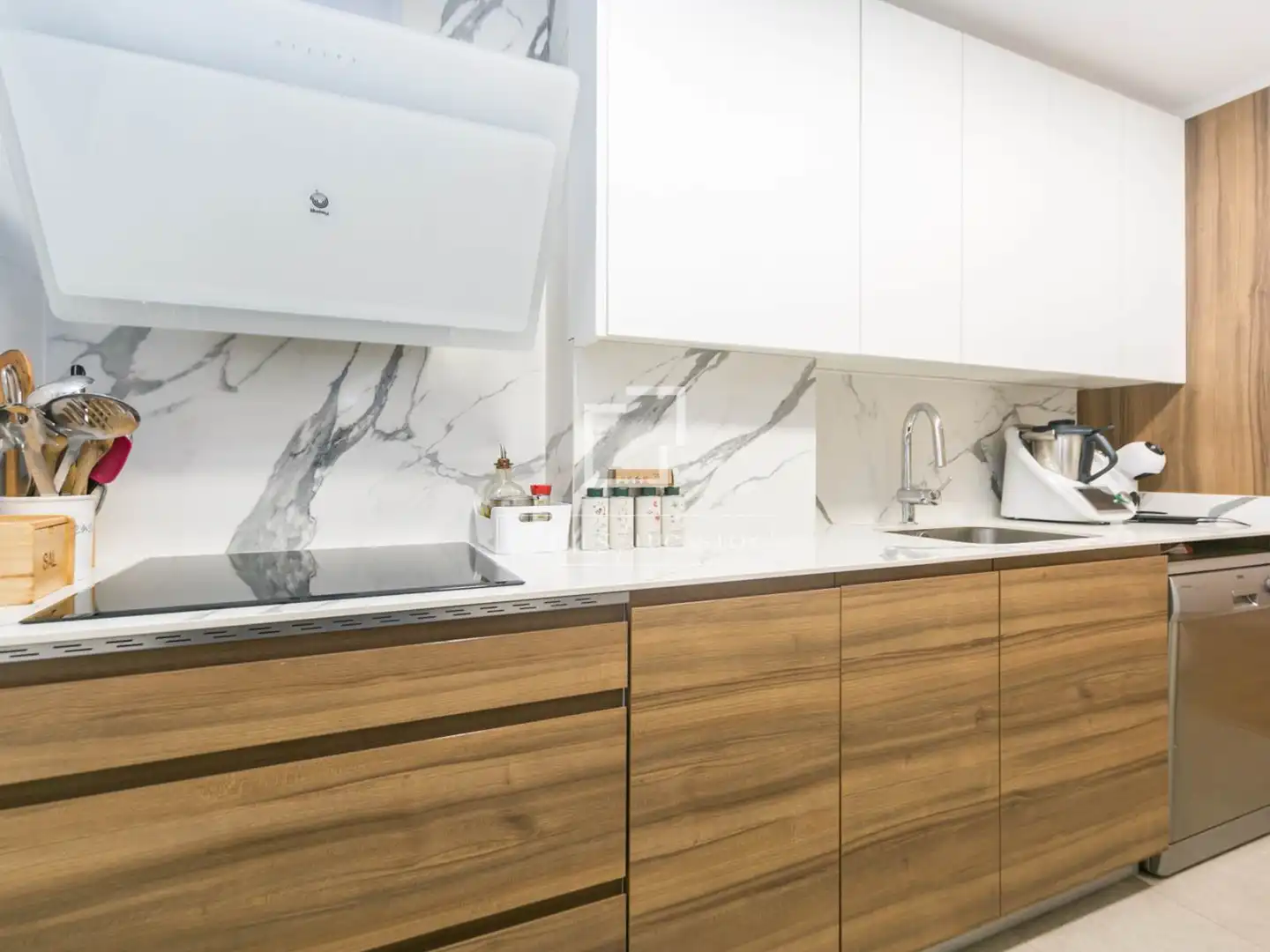 Kitchen of Flat for sale in Sant Cugat del Vallès  with Air Conditioner, Heating and Terrace