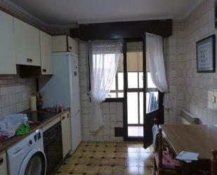 Kitchen of Flat to rent in Villarcayo de Merindad de Castilla la Vieja