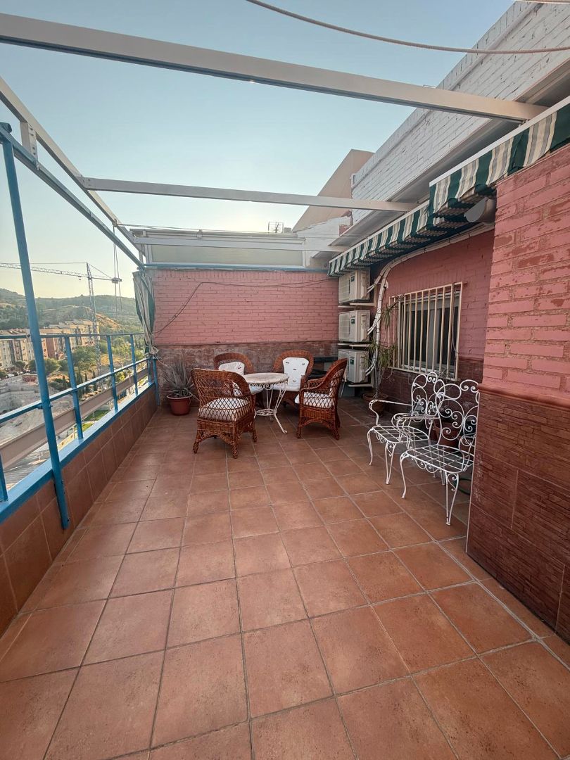Terrassa de Àtic en venda en  Jaén Capital amb Aire condicionat, Moblat i Balcó