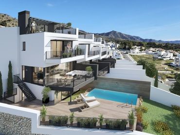 Adosado con piscina en venta en Capistrano