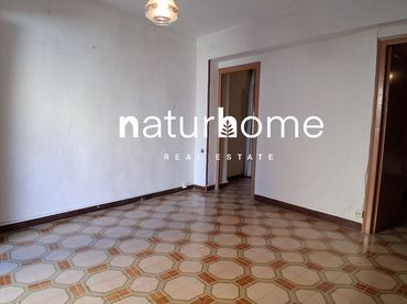 Doppelhaushälfte mit Balkon zum Verkauf in Carrer Vall 3