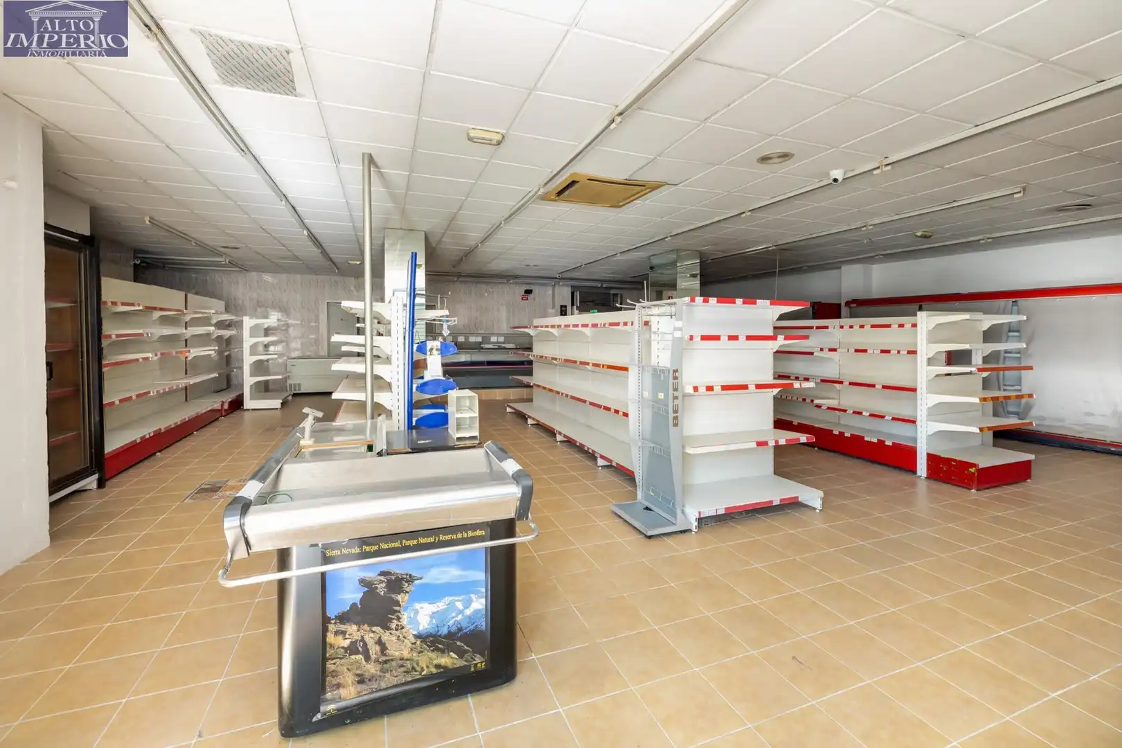 Locale commerciale in vendita a Gójar, imagen 7
