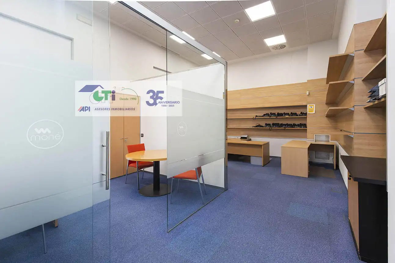 Office space to rent in COSO, imagen 33