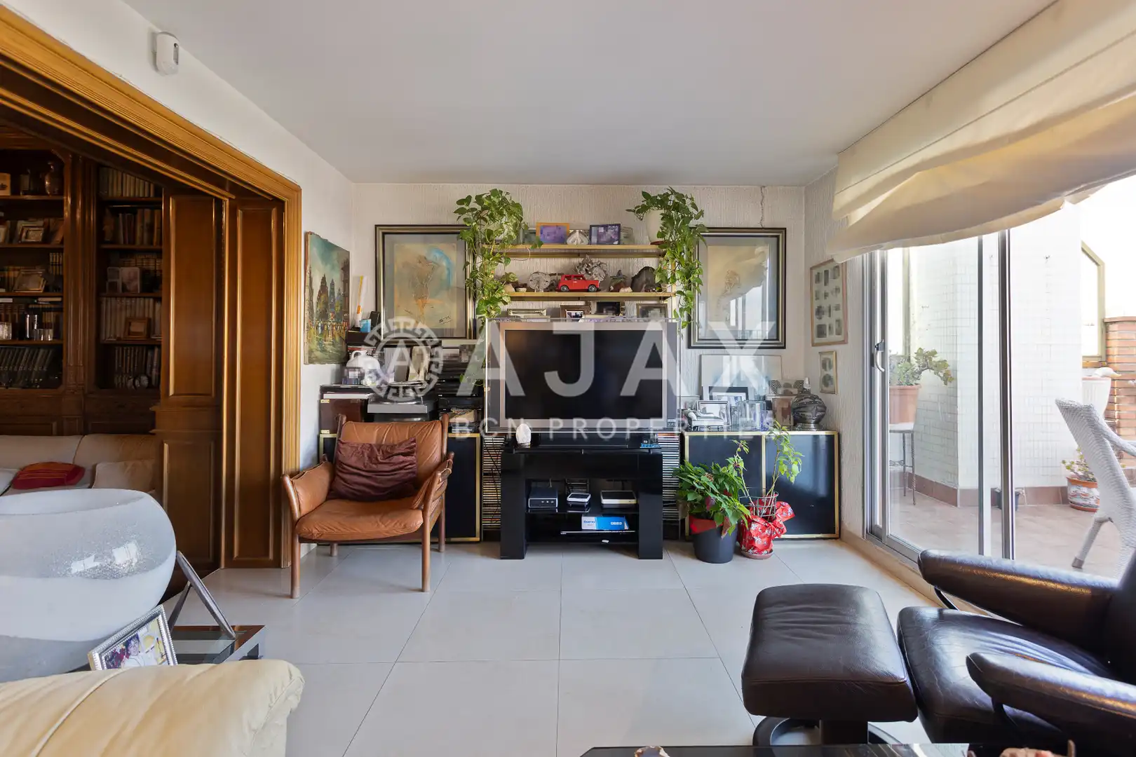Sala de estar de Ático en venta en Barcelona con Aire acondicionado, Calefacción y Terraza