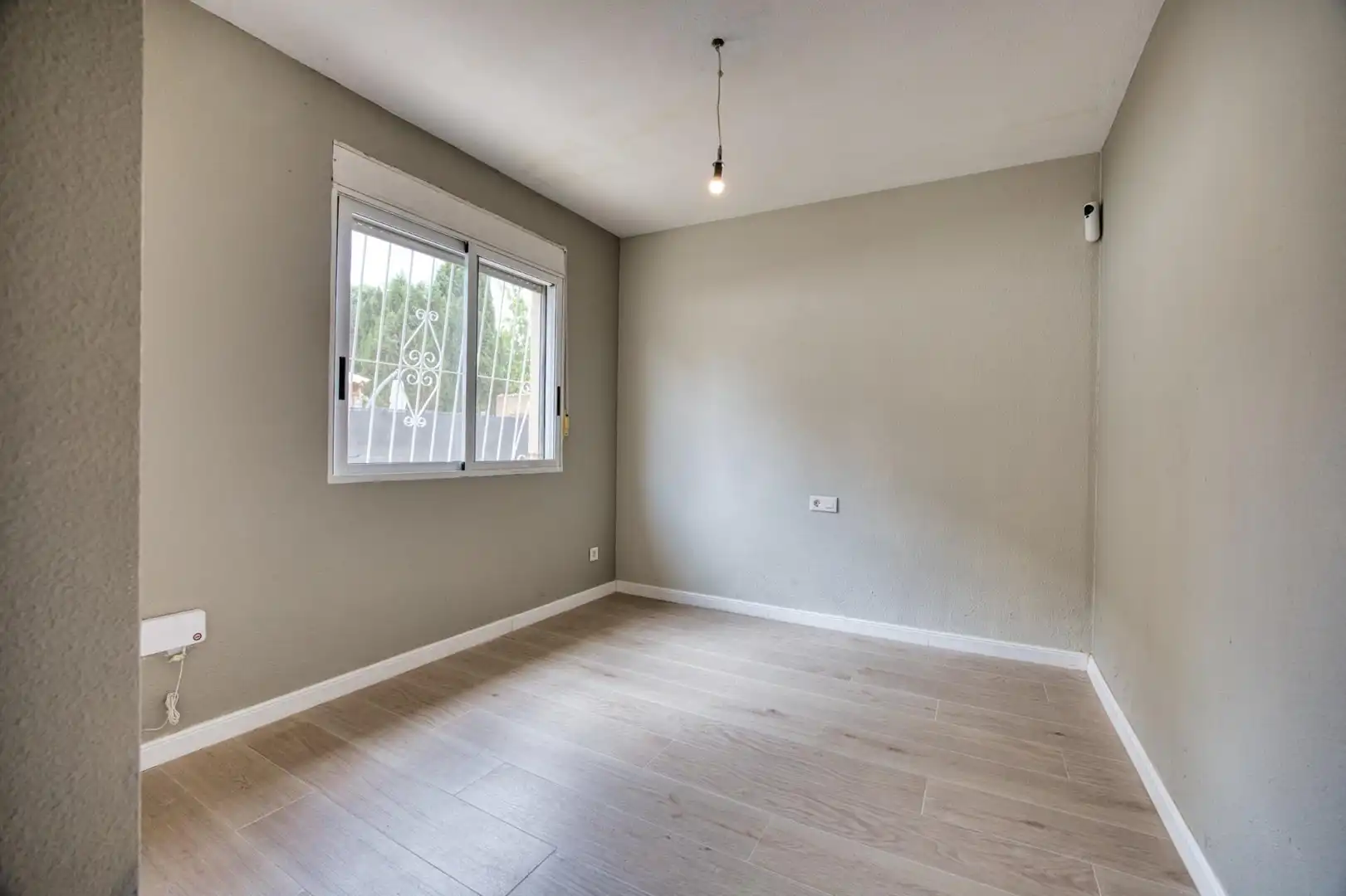 Habitación de Casa o chalet en venta en Mutxamel con Aire acondicionado, Calefacción y Jardín privado