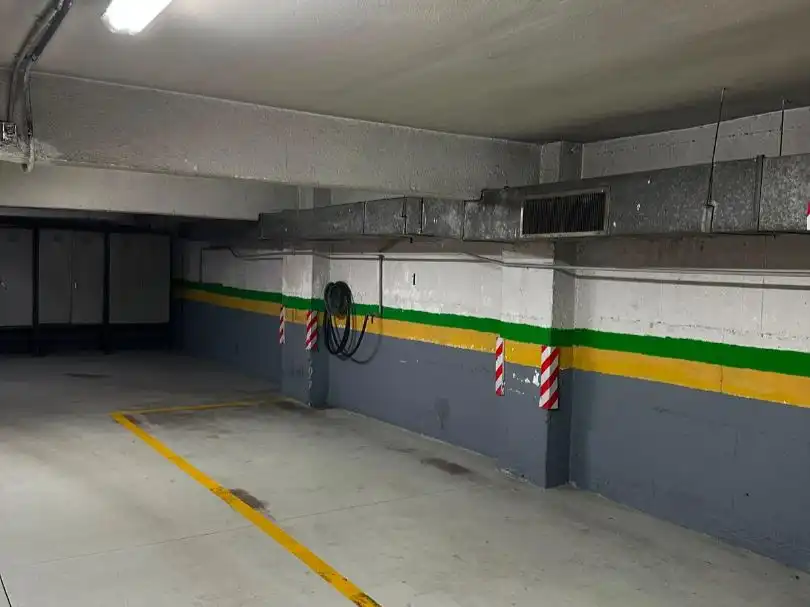 Aparcament de Garatge de lloguer en Fuencarral - El Pardo