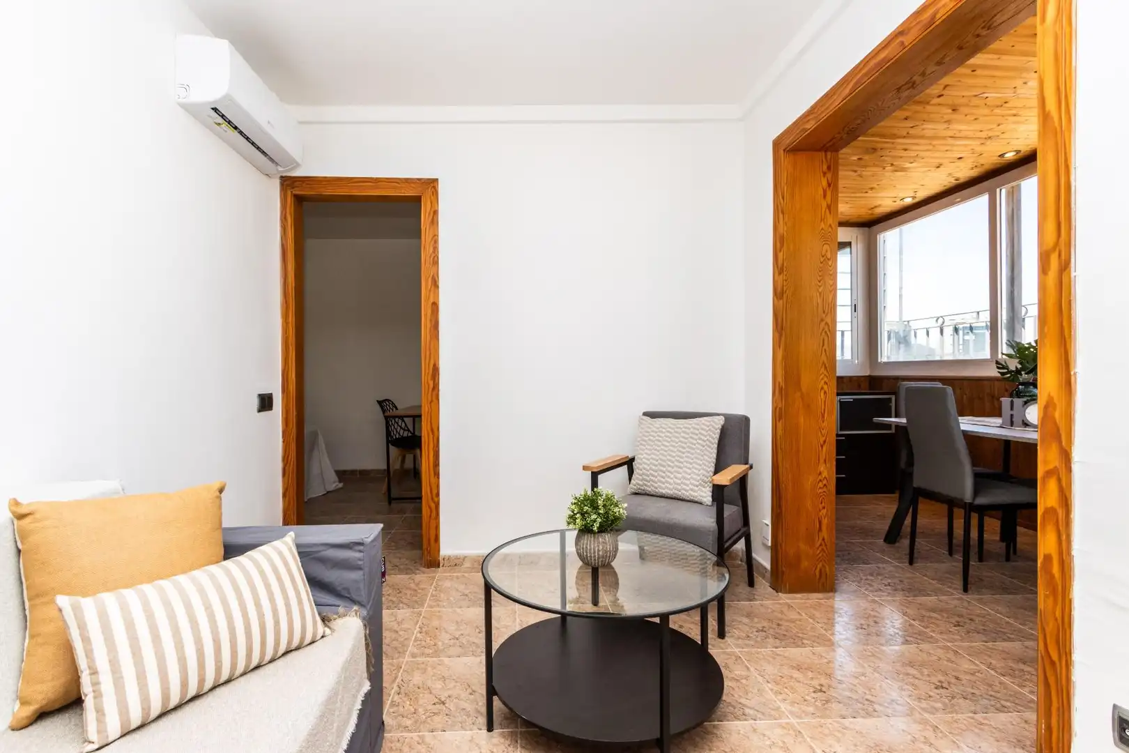 Wohnzimmer von Dachboden zum Verkauf in Terrassa mit Klimaanlage, Heizung und Terrasse