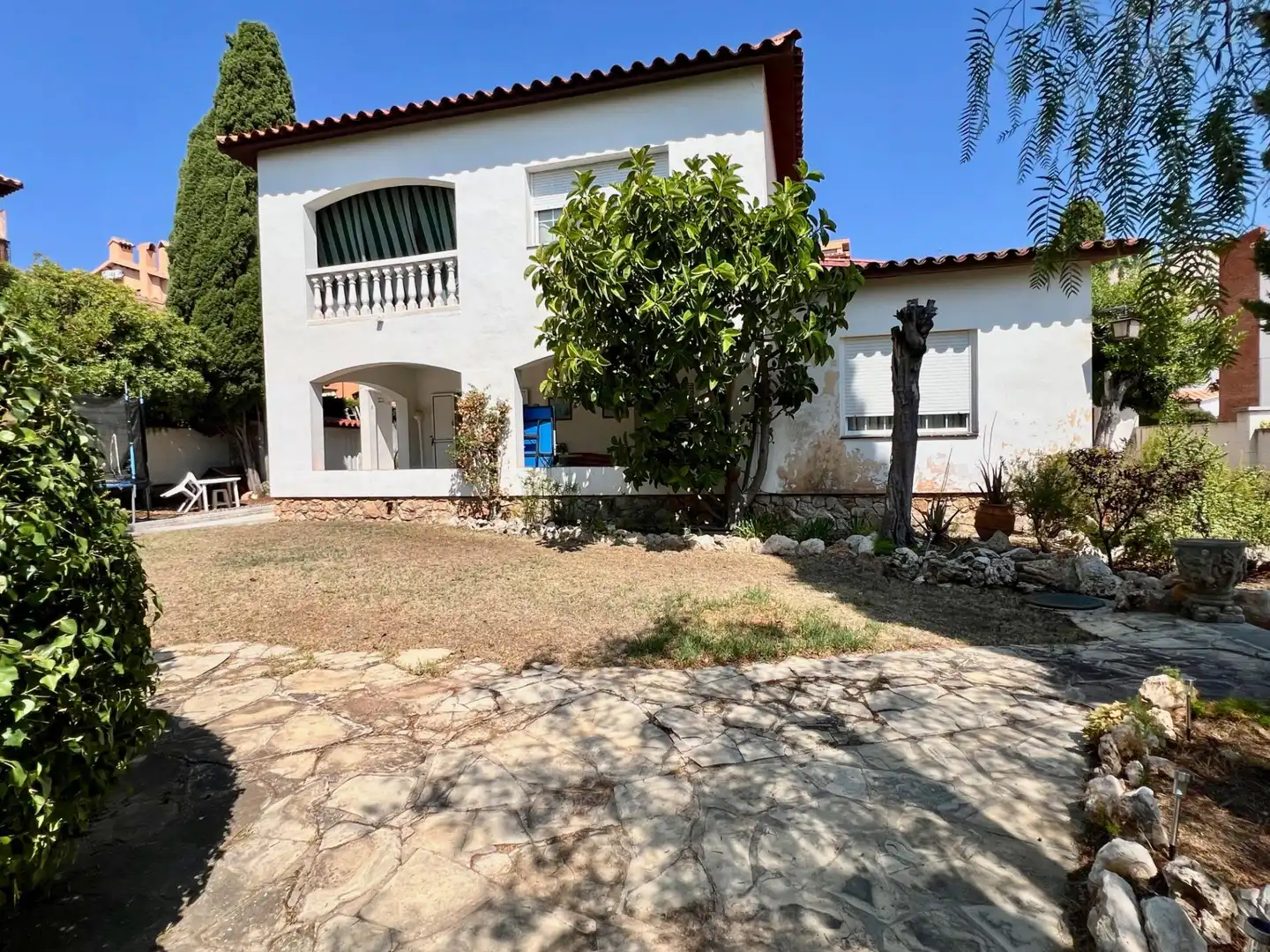 Exterior view of Houses for sale in Roda de Berà  with Heating, Private garden and Terrace