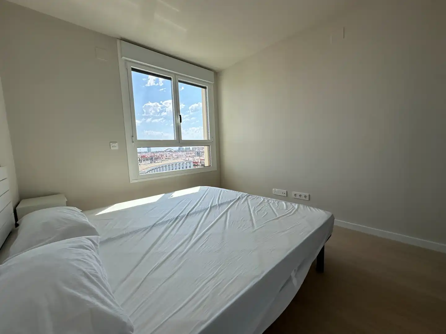 Habitación de Piso de alquiler en Valencia con Aire acondicionado, Calefacción y Jardín privado