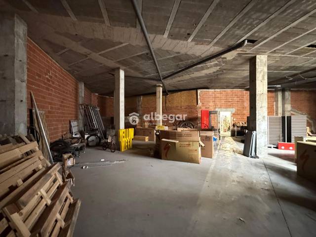 Local comercial en Alquiler en Burjasot en Marxalenes
