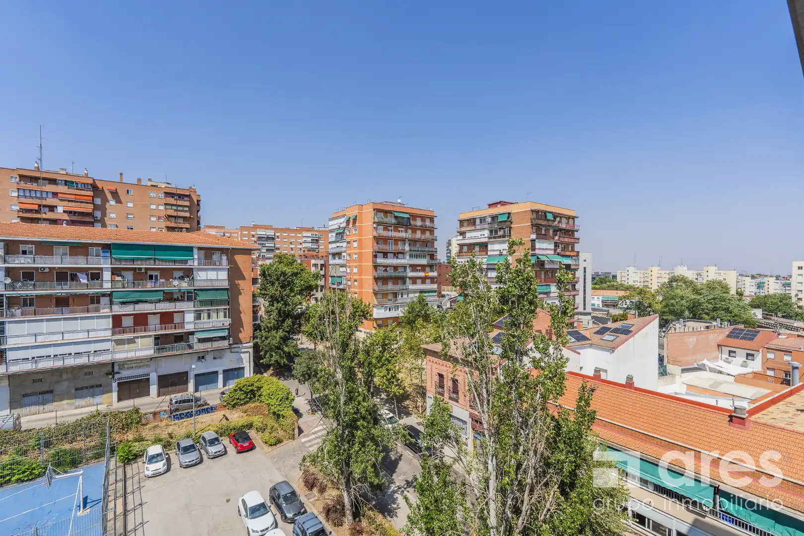 Vista exterior de Piso en venta en Madrid con Aire acondicionado, Calefacción y Terraza