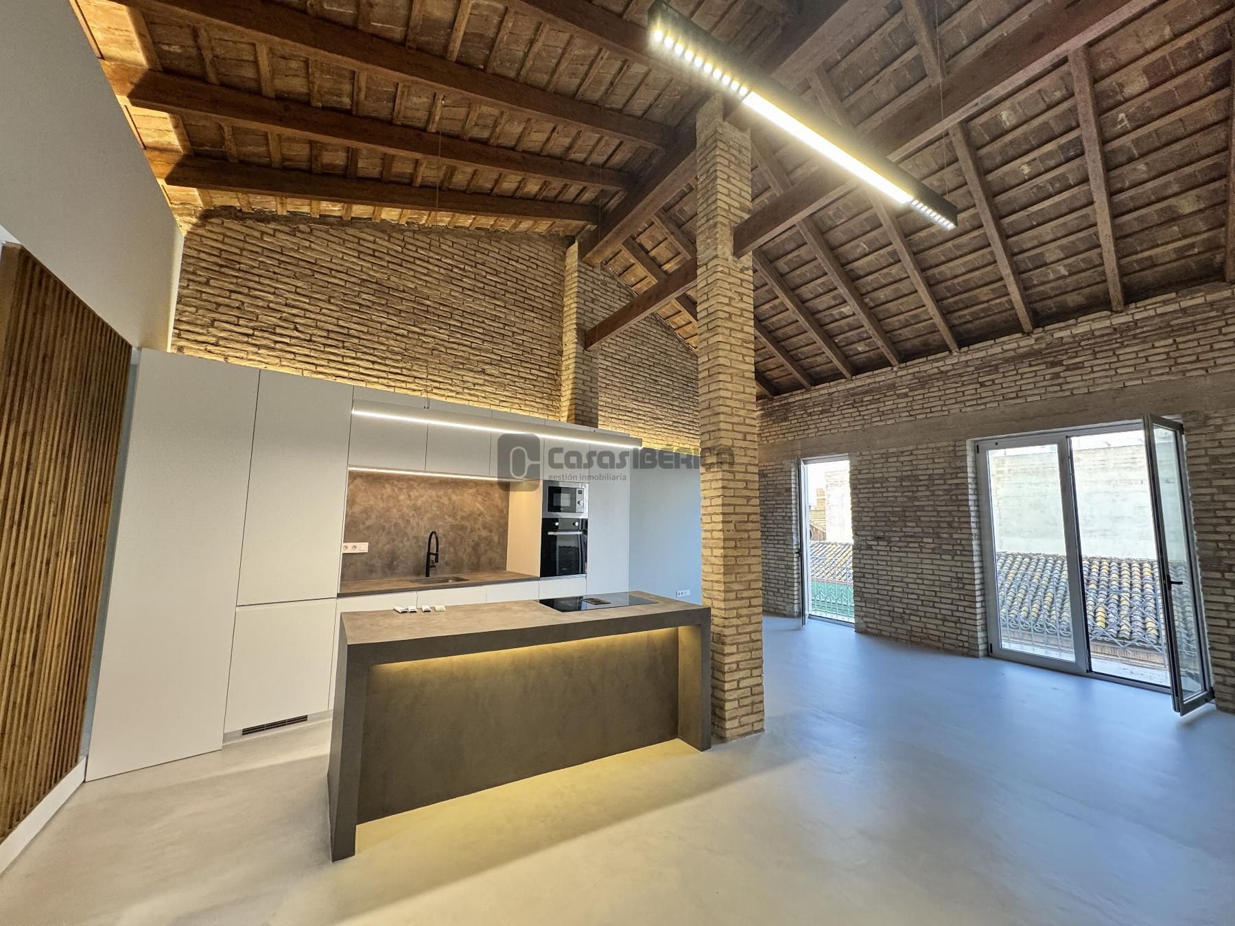 Attic to rent in Mestre Ramon Corell, Foios