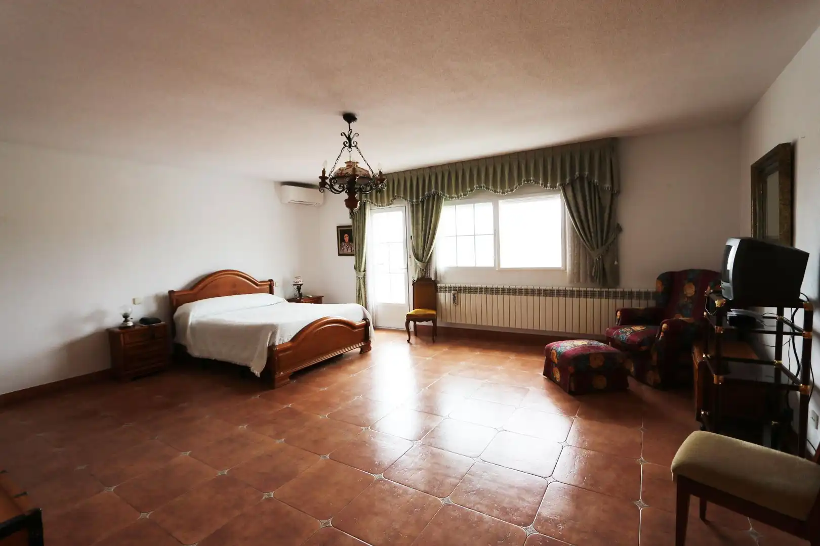 Habitación de Casa o chalet en venta en Colmenarejo con Calefacción, Terraza y Trastero
