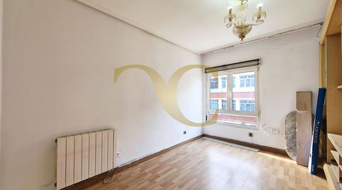 Photo 2 of Flat for sale in Calle Aureliano San Román, Milán - Pumarín, Oviedo