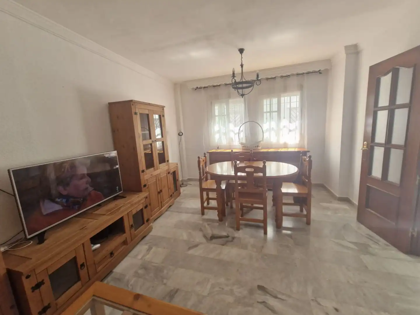 Menjador de Casa adosada en venda en La Línea de la Concepción amb Terrassa