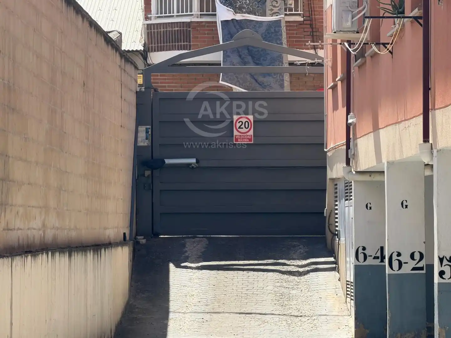 Aparcament de Pis en venda en Yeles amb Calefacció i Traster