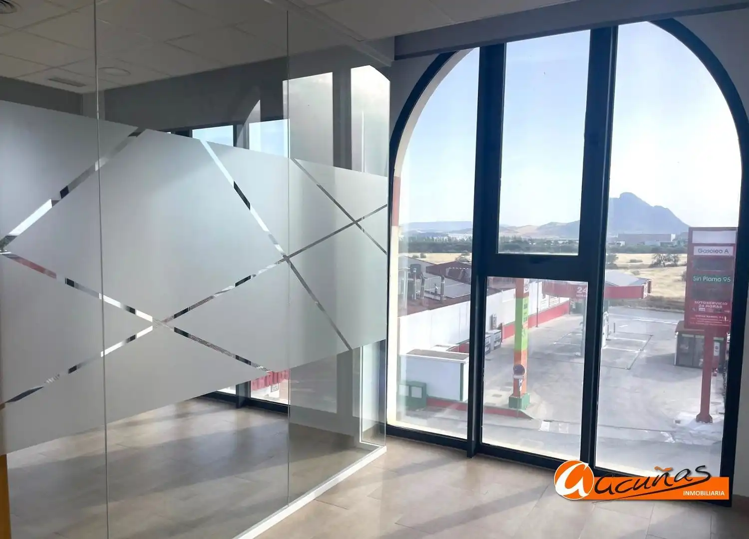 Oficina de lloguer a Zona de la Vega