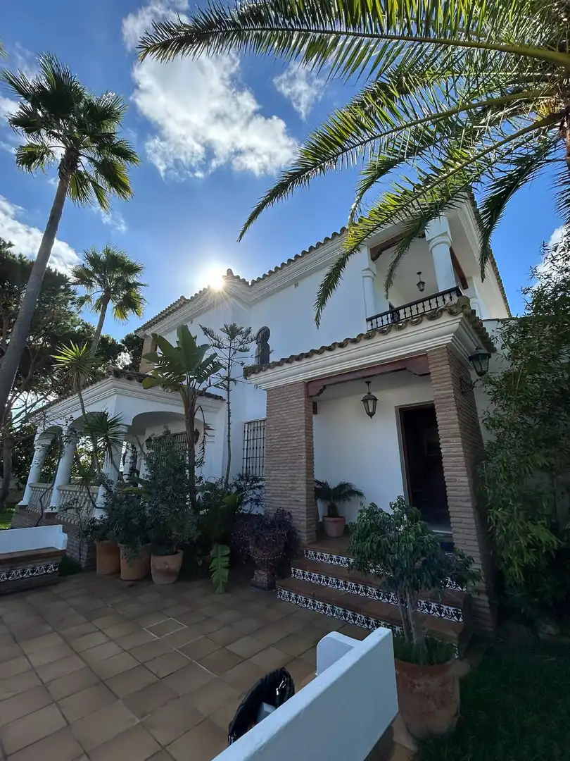 Chalet en venta en La Barrosa