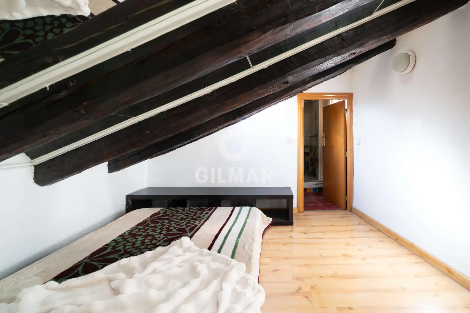 Habitación de Piso en venta en Madrid con Calefacción