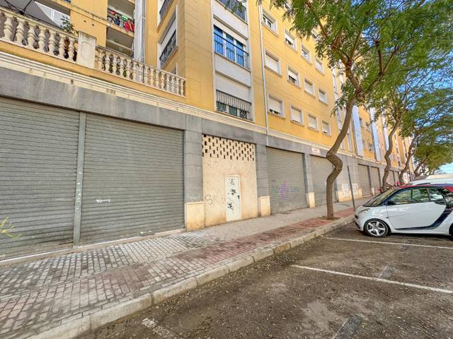 Local comercial en Alquiler en La Pedrera - Vessanes