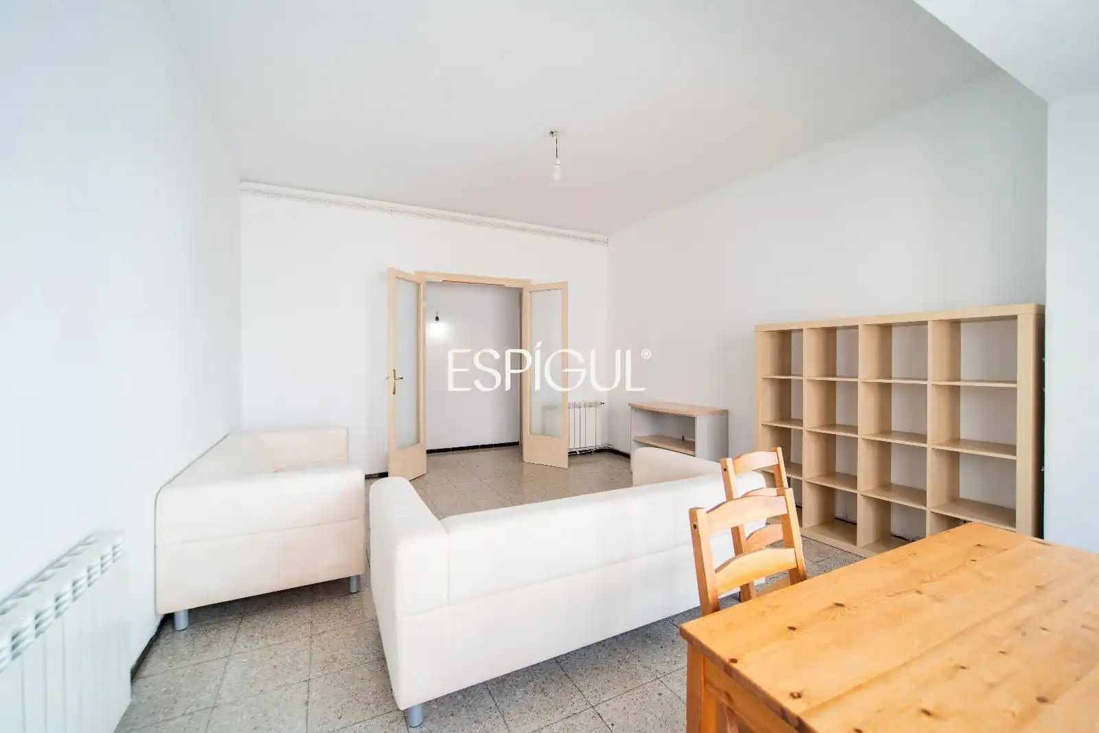 Sala d'estar de Pis en venda en Girona Capital amb Calefacció, Terrassa i Moblat