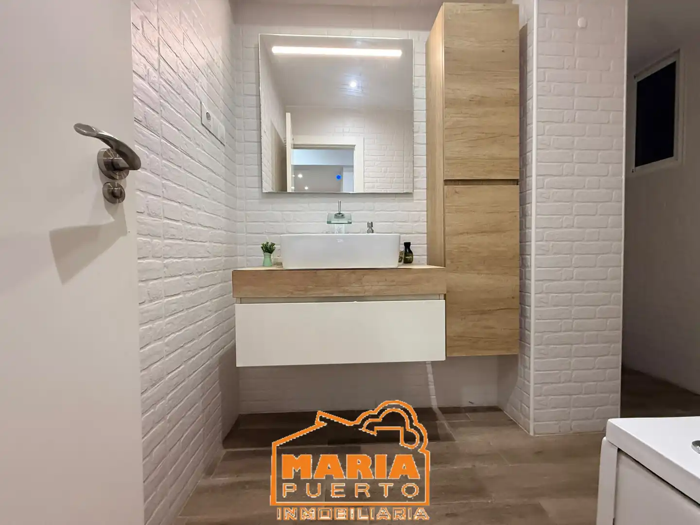 Baño de Piso en venta en Puerto de la Torre - Atabal